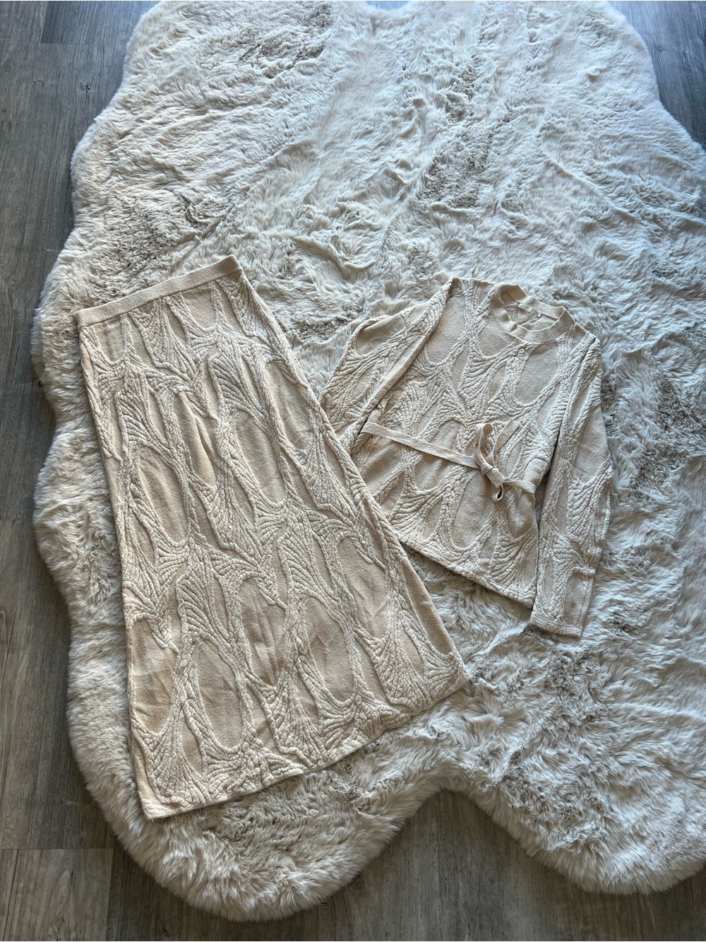 Zara Cream Cable Knit Sweater & Skirt Set - Picture 1 of 3